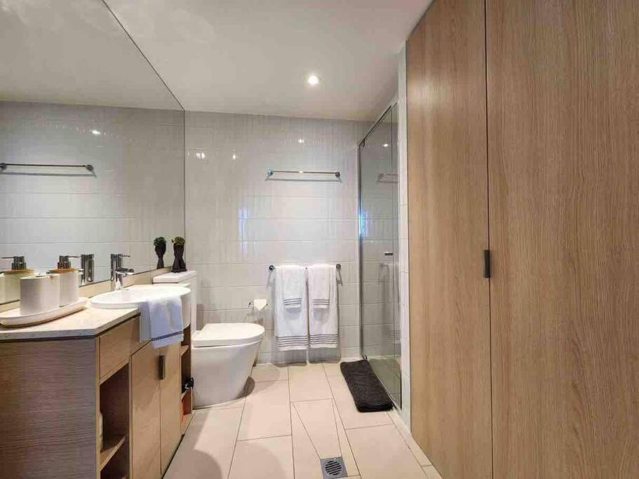 Broadbeach Business Or Leisure 골드코스트 외부 사진