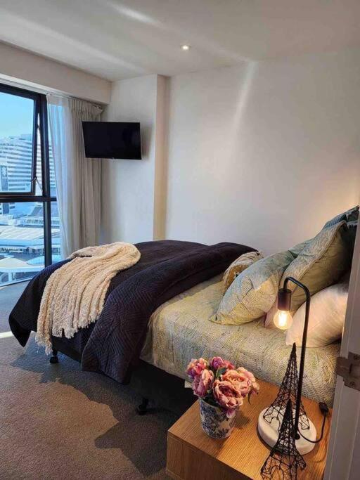 Broadbeach Business Or Leisure 골드코스트 외부 사진